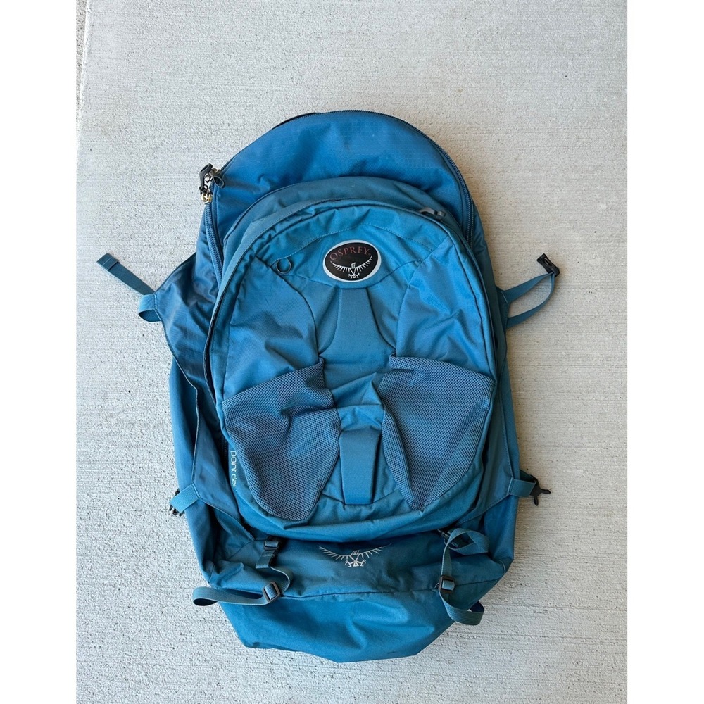 Osprey Farpoint 70 Travel Backpack with Detachable Daypack